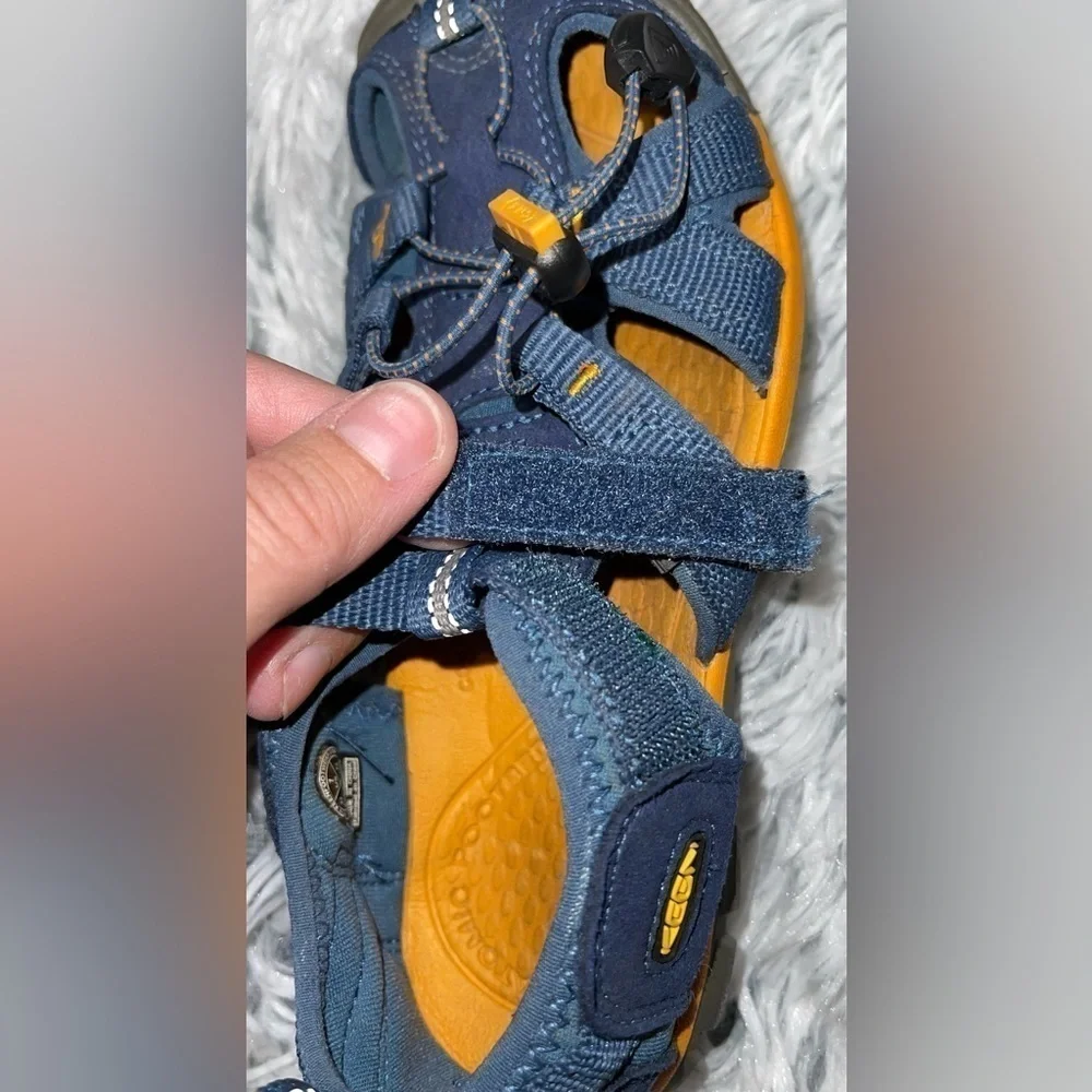Keen dog waterproof size